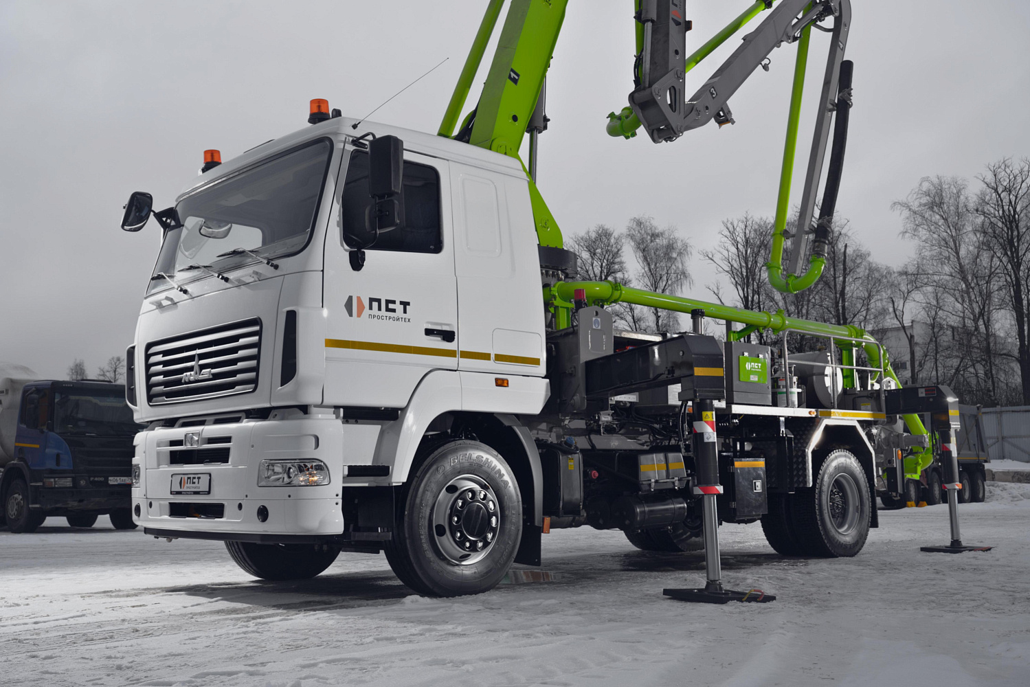 Первый автобетононасос ZOOMLION на шасси МАЗ